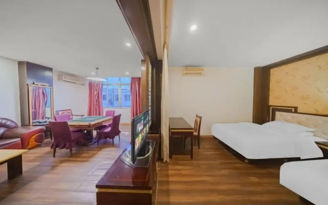 Zhongying Hotel (Zhanjiang Lingnan Normal University)