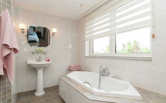 Spacious Villa in Akersloot North Holland With Sauna