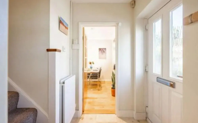 Host Stay Maple House