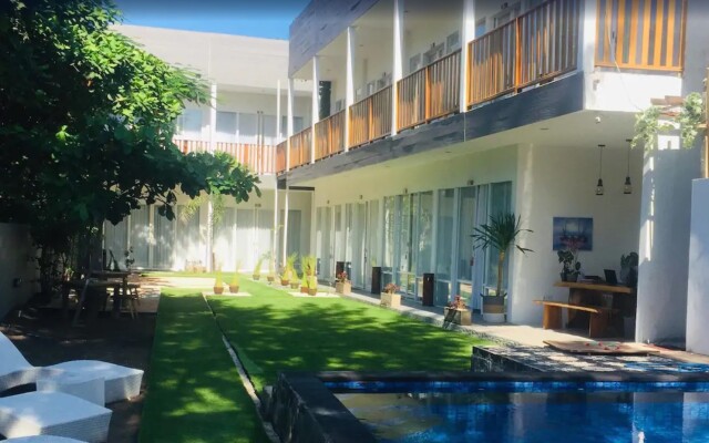 Dejavu Hotel