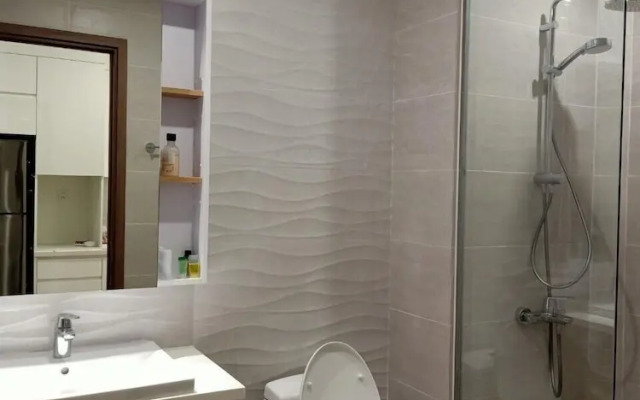 Luxury Scenia Bay Apartment with Seaview