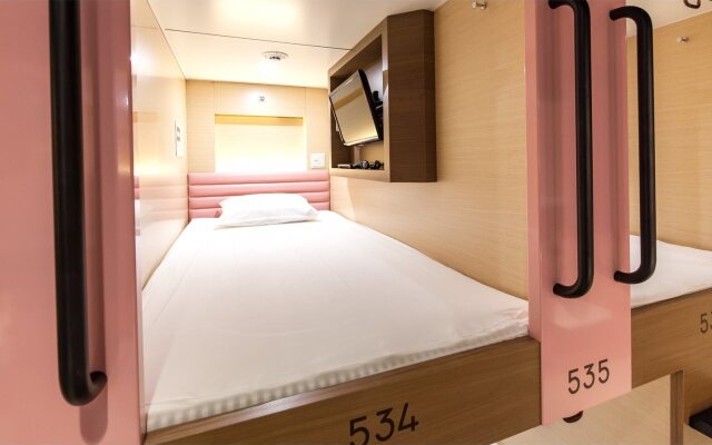 Y's Cabin Osaka Namba