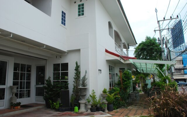 Bliss Guesthouse