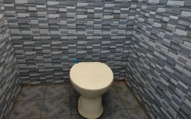 OYO 3012 Coupis Guesthouse Syariah