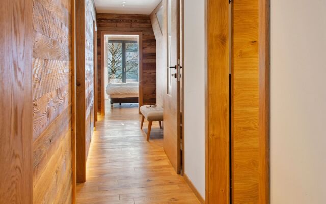 Superb Chalet in Niedernsill with Garden