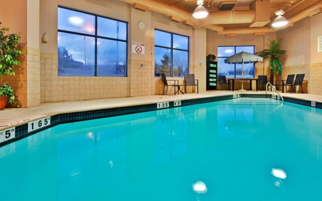 Holiday Inn Hotel & Suites Mississauga by IHG
