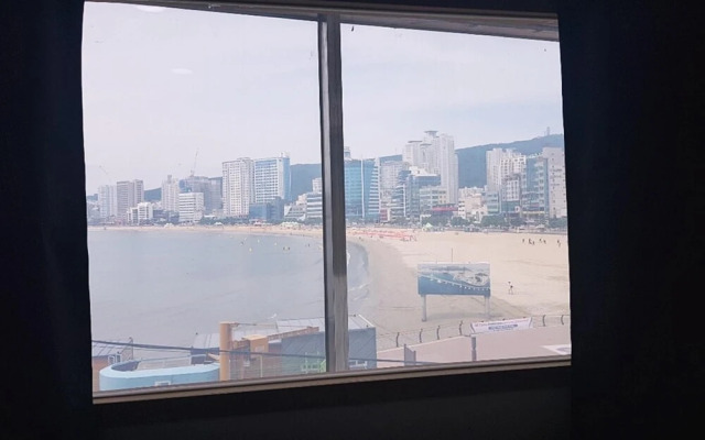 Gwangalli Unplanned88 Guest House