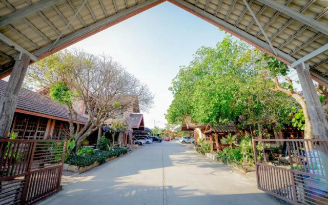 MRK Resort and Massage