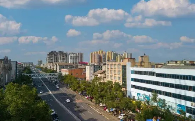 Xinhe Hotel in Yuanjiang, Yiyang (near Dongting Lake Museum)