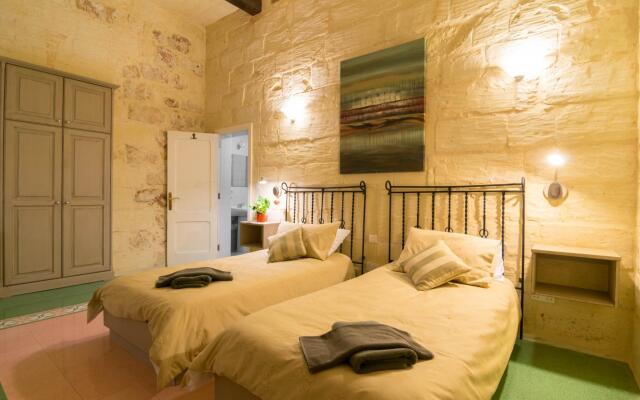 Kikka Holiday Home