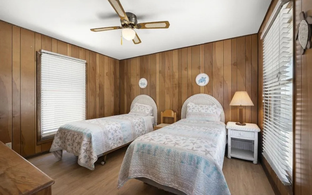 Ocean's Edge by Distinctive Beach Rentals