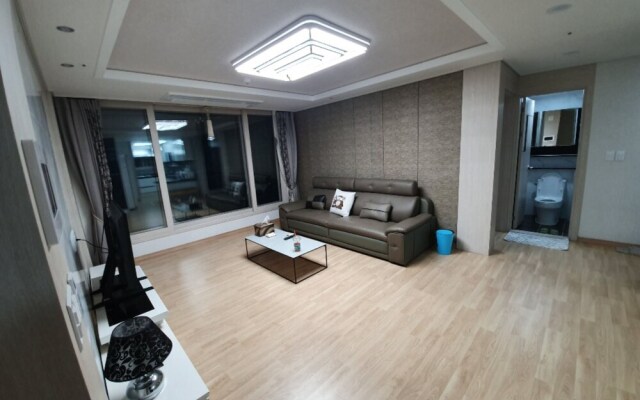 Vallas House 1301