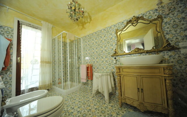 BB La Maison Boutique