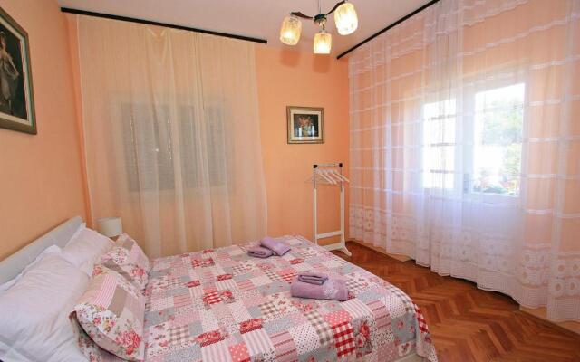 2 Bedrooms Apartment Margarita 4+2