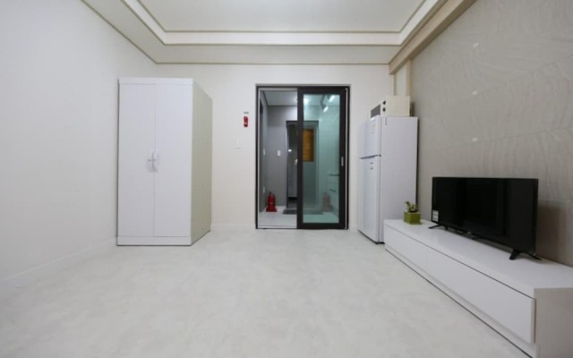 Boryeong (Daecheon) Cherry Pension