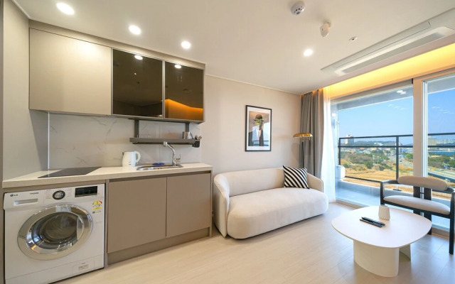 DIAMER Sokcho Hotel by AankStay