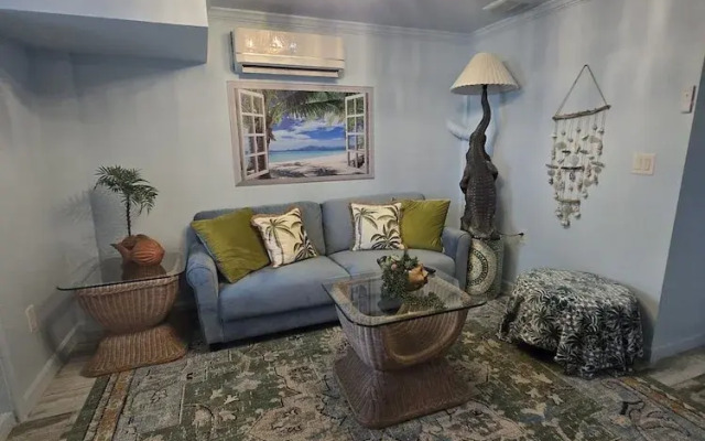 4 Bedroom Studio Luxury Suite
