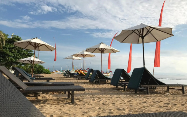 Besakih Beach Hotel