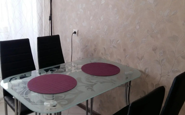Apartments on 37k1 Chkalova Street