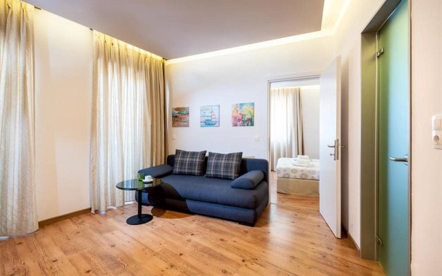 Elina Hotel Apartments