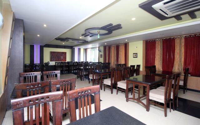 OYO 3058 Hotel Vishal Plaza