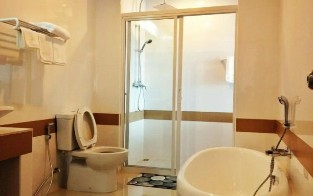 Sinkiat Buri Hotel