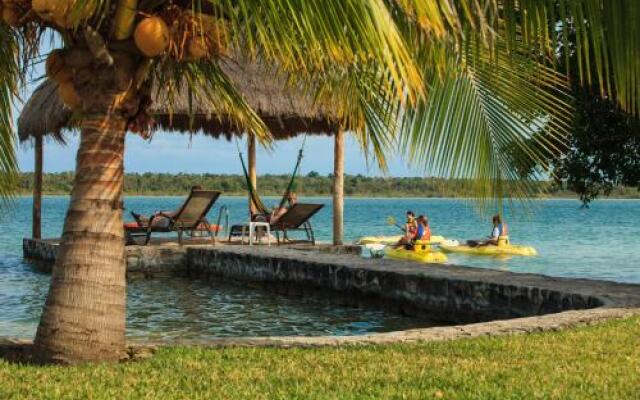 Bacalar Lagoon Resort