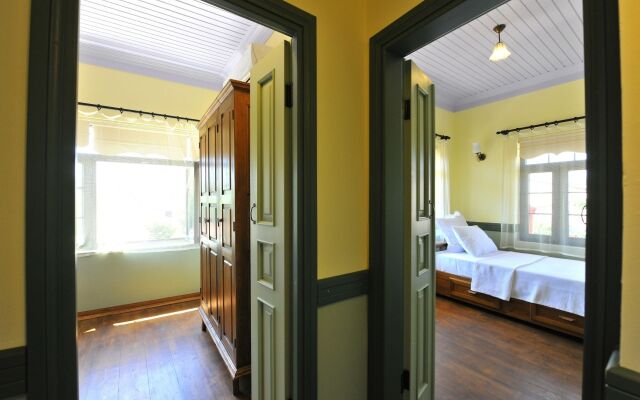 Petrino Gokceada Hotel & Kitchen