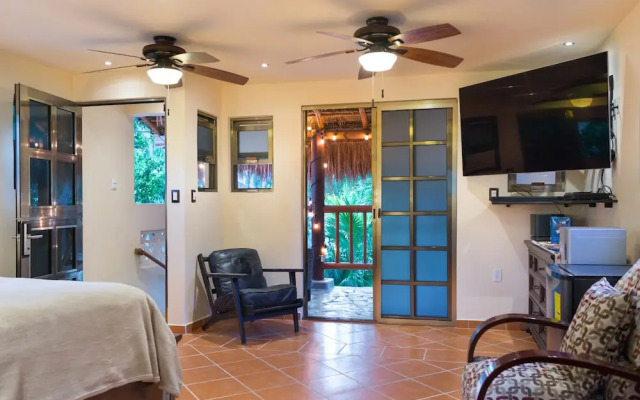 Deluxe Private Villa with Pool