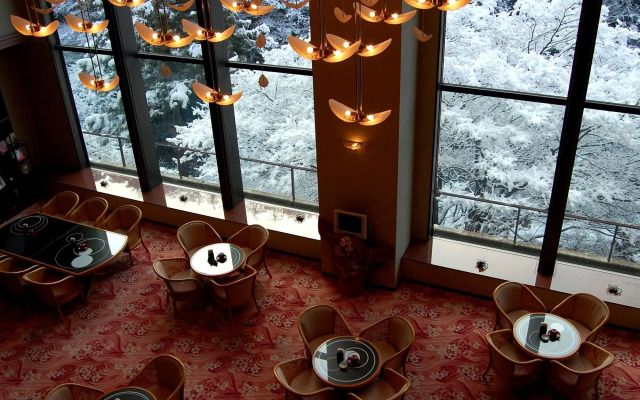 Royal Hotel YAMANAKA ONSEN KAJIKASO