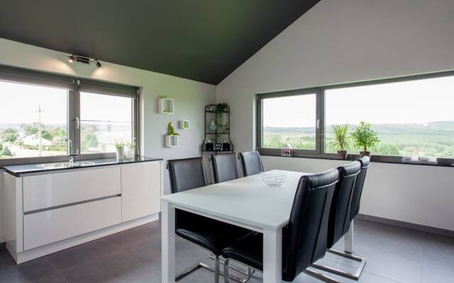 Lush Holiday Home with Private Swimming Pool in Tenneville