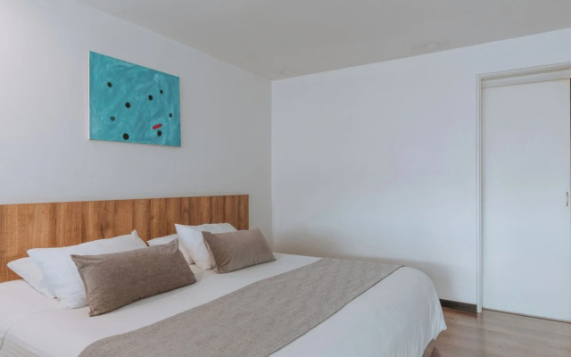 Orange Hotel