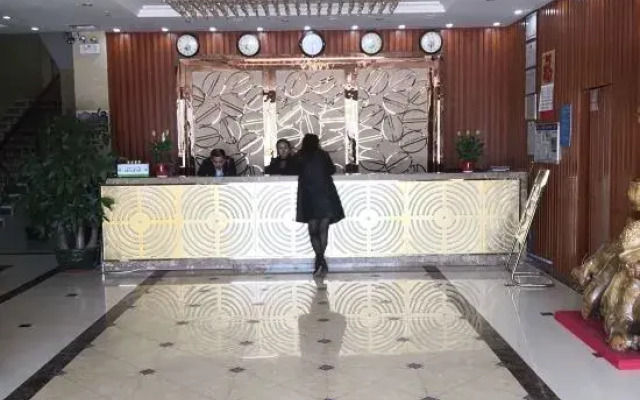 Xiangli Hotel (Huizhou Shuikou Huilecheng Branch)