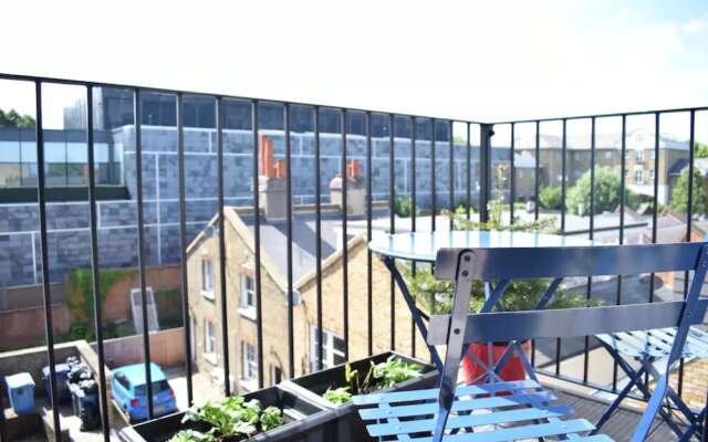 Modern 1 Bedroom With Balcony in Wandsworth