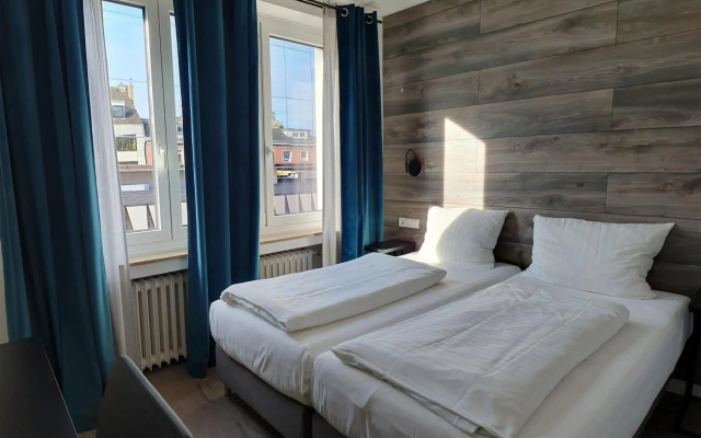 Rheinmetropole Hotel