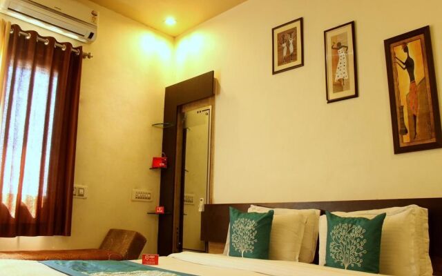 OYO Rooms 100ft Road Udaipur