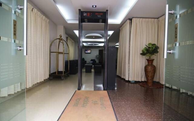Hotel Holiday Xpress