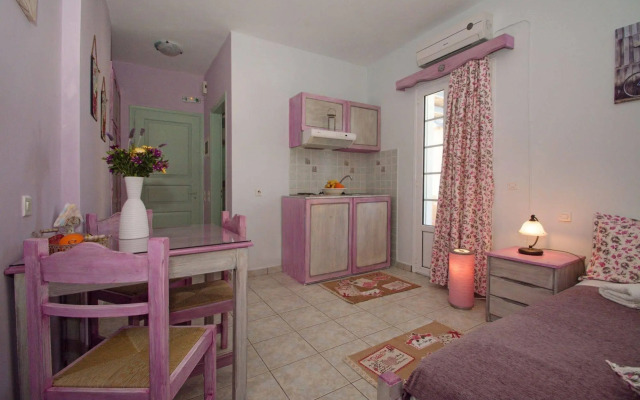 Sole e Mare Traditional Studios