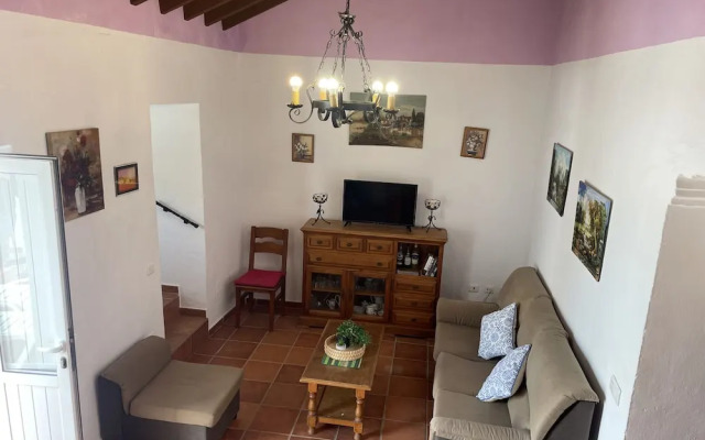 Casa Paquita con Piscina Privada en Maro By At Hom