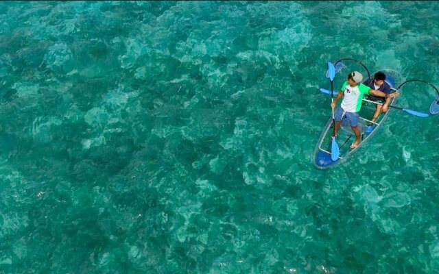 Pescadores Seaview Suites Moalboal