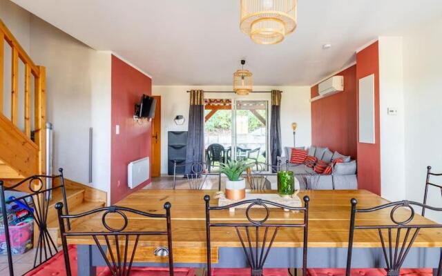 SARLAT, Apptmt T3 résidence CLIM PISCINE PARKING