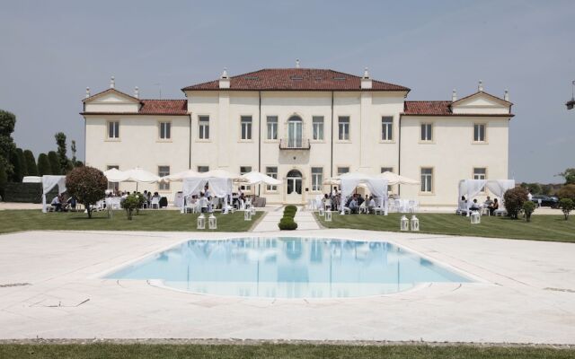 Villa Cornaro Tourist Suites