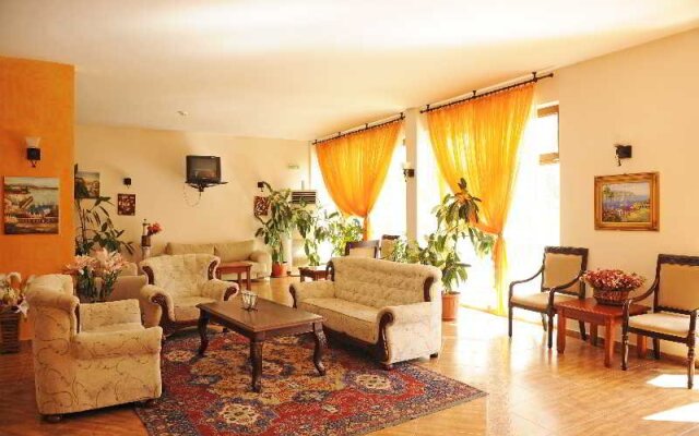 Apart Hotel Central