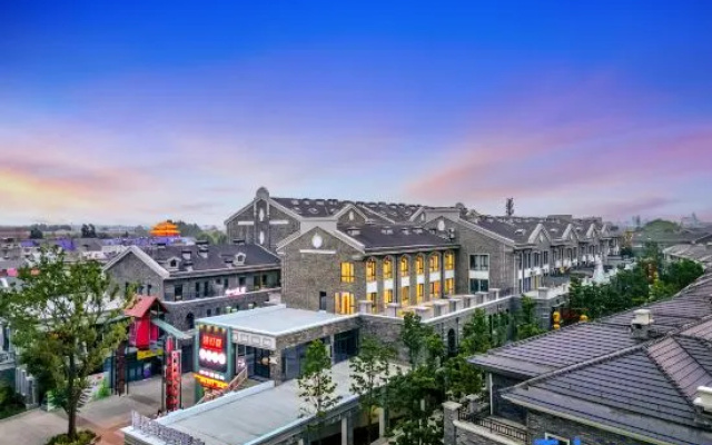 Manju Hotel（Taierzhuang Ancient City Scenic Area）