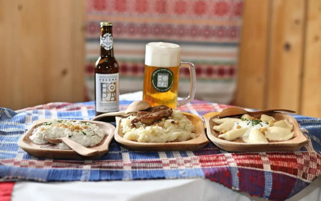 Turistická ubytovňa Pod Kráľovou hoľou