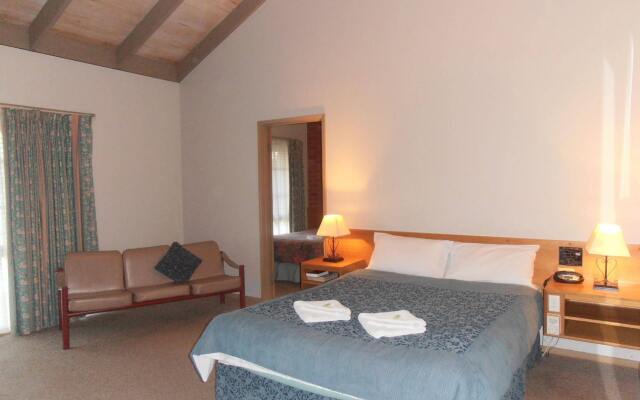 All Rivers Motor Inn
