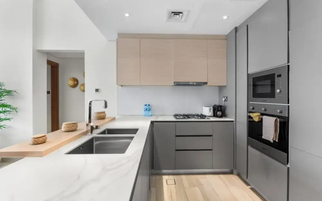 Waves - Stylish 1BR in JVC with Balcony & Pool