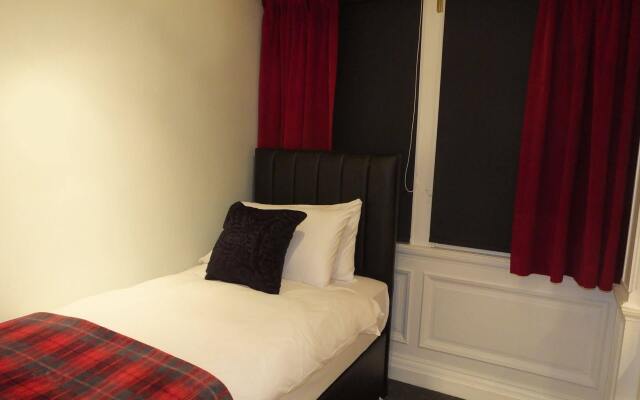 Royal Mile Mansions Apartment 27