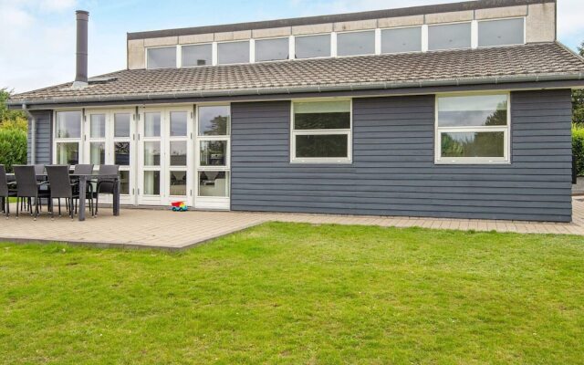 8 Person Holiday Home in Ebeltoft