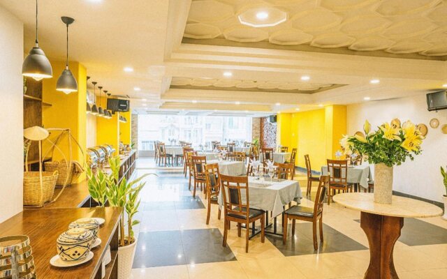 Happy Life Green Hotel